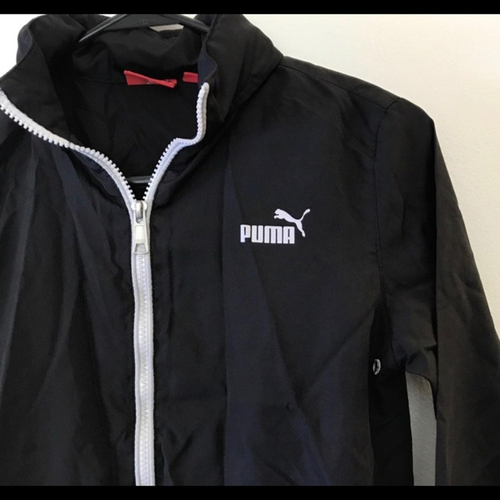 Puma boys large windbreaker. Fits women’s small!